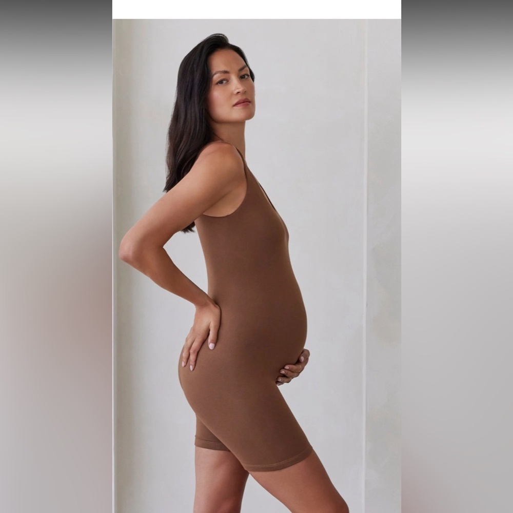 Bumpsuit Cindy Maternity Romper, Mocha Size S